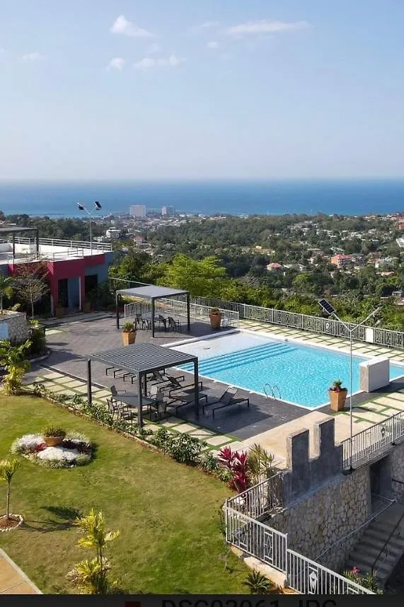 Pyramid Bliss 1Bdr Suite Infinity Pool And Gym Ocho Ríos Jamaïque