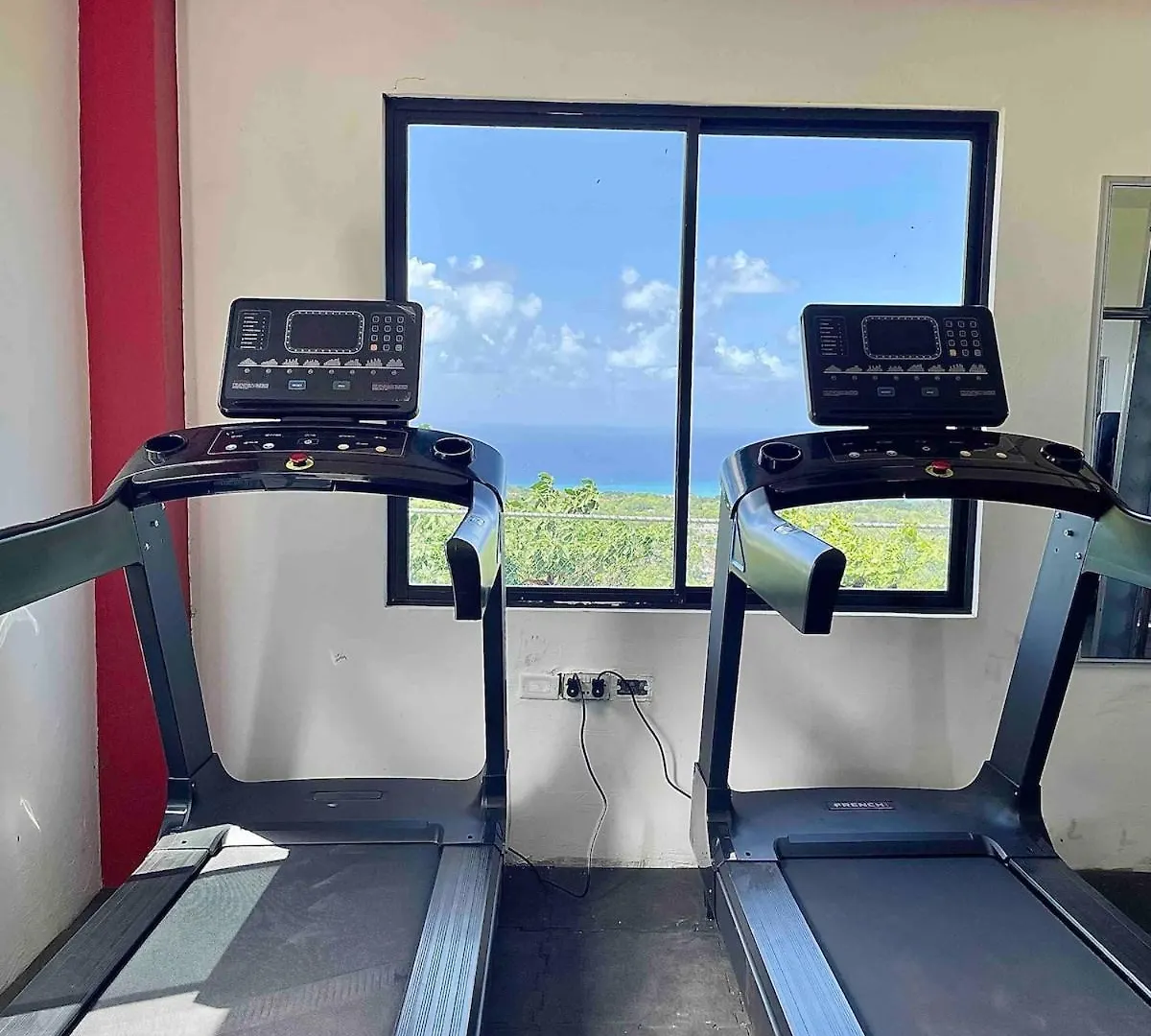 Pyramid Bliss 1Bdr Suite Infinity Pool And Gym Ocho Rios