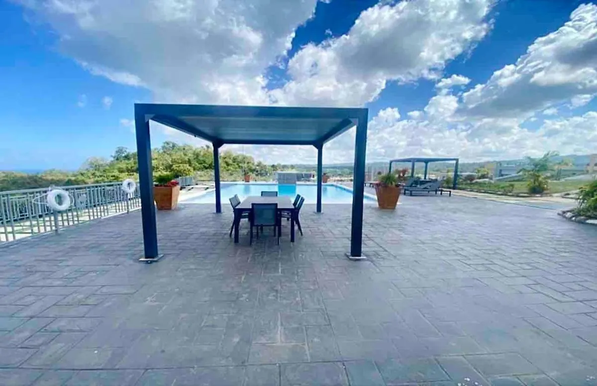 Pyramid Bliss 1Bdr Suite Infinity Pool And Gym Ocho Rios Appartamento